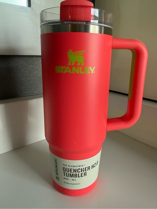Stanley Other - Stanley Quencher H2.0 Tumbler - Coral - 30oz - New With Tags